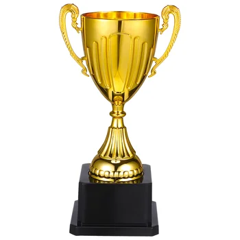 Katılım Kupası Mezuniyet Hediyeleri Altın Oyun Ödülü Futbol Ödülü Kupaları Takdir Yarışması Kupası Futbol